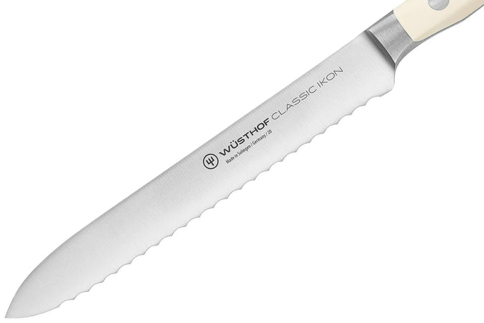 Couteau à saucisson Wüsthof Classic Ikon Blanc forgé lame crantée 14cm