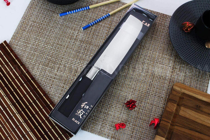 Couteau Nakiri japonais KAI Wasabi Black lame 16.5cm