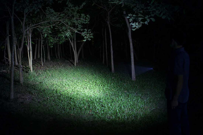 fenix uc02ss mini flashlight rechargeable beam