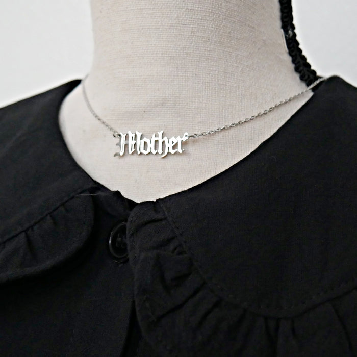 Mother Necklace in Silver