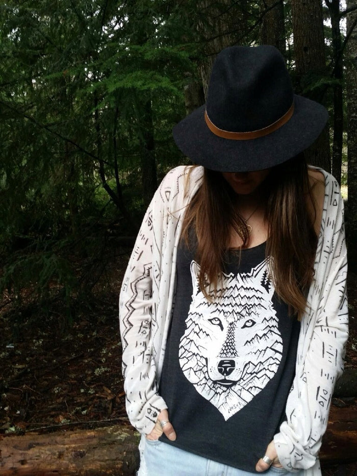Nes<3 Women's Mountain White Wolf Tank